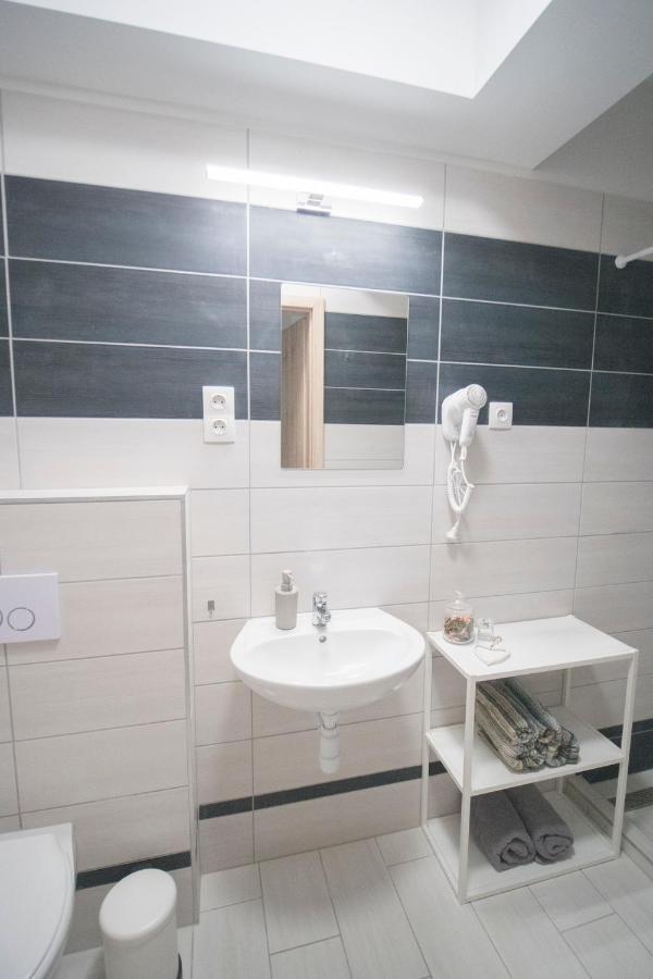 K110 Klapka Apartment Budapest Eksteriør billede